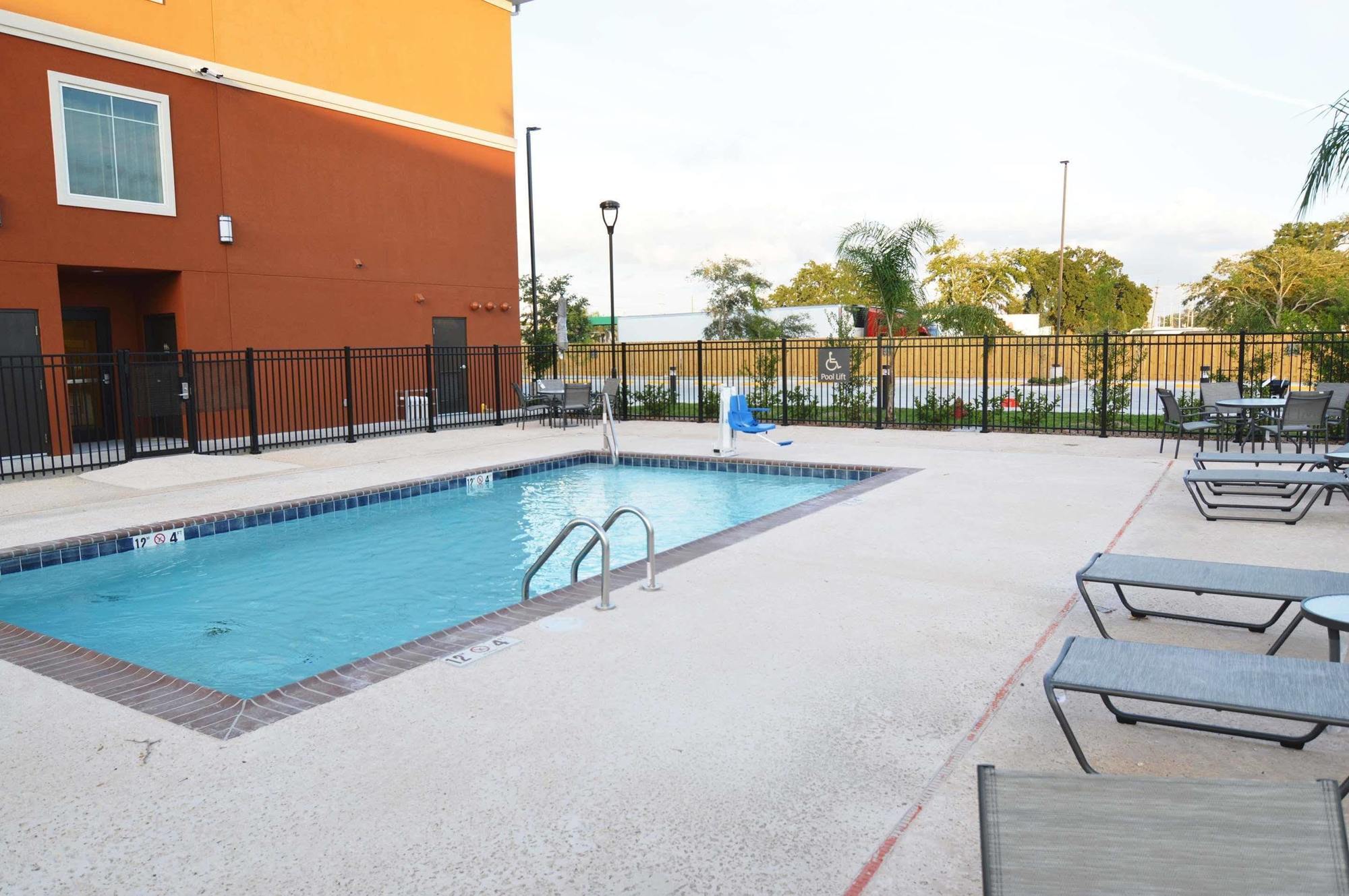 Best Western Plus New Orleans Airport Hotel Kenner Exterior foto